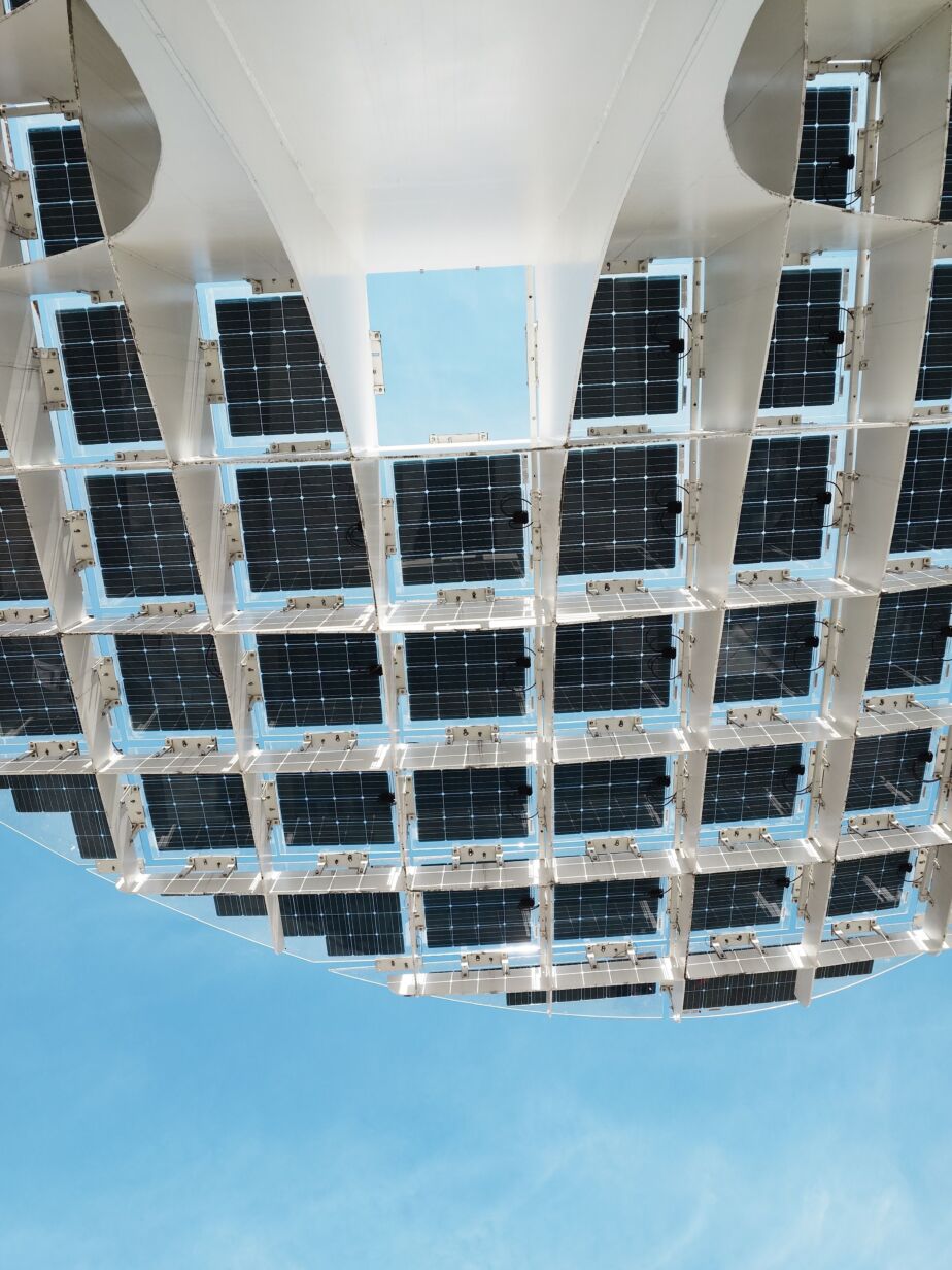 Painéis Solares para Empresas: Como Avaliar o Retorno do Investimento